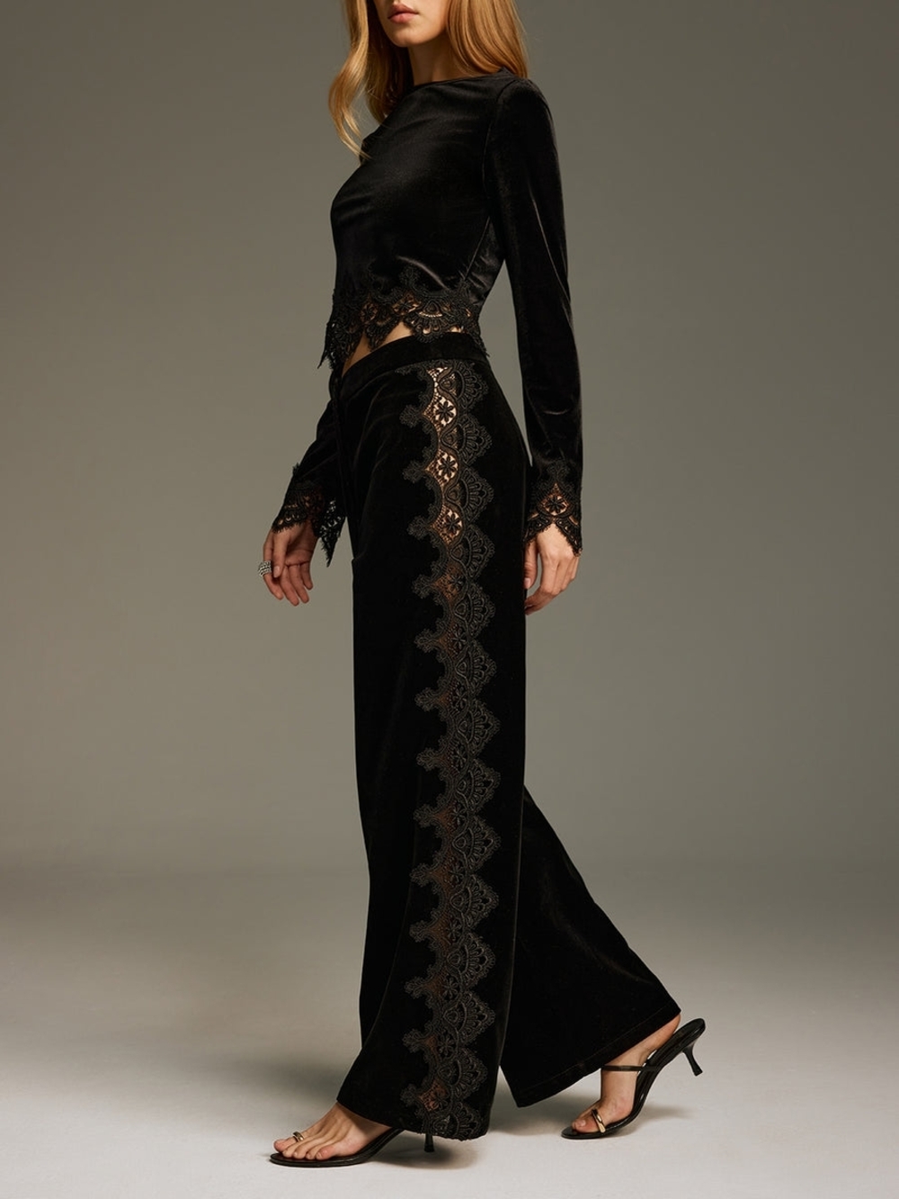 Commense Side Lace Panel Velvet Straight-Leg Pants Medium